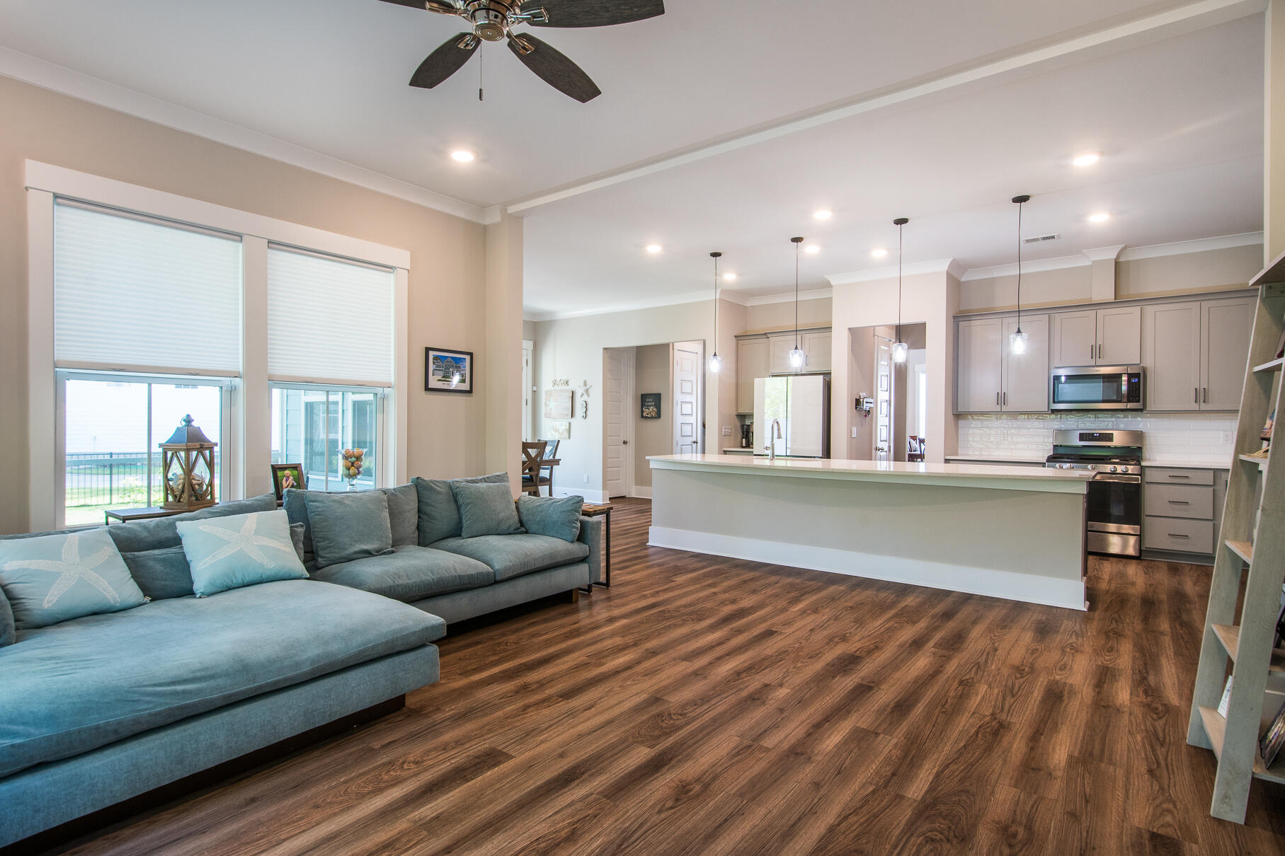 1724 Rainey Road Mount Pleasant, SC 29466 - Photo 24 of 70 1724Rainey-24