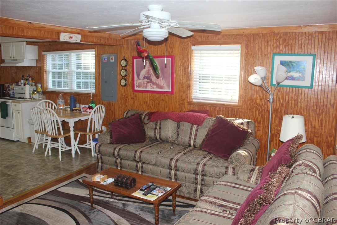 227 Gum Thicket Road Gwynn, VA 23076 - Photo 11 of 18