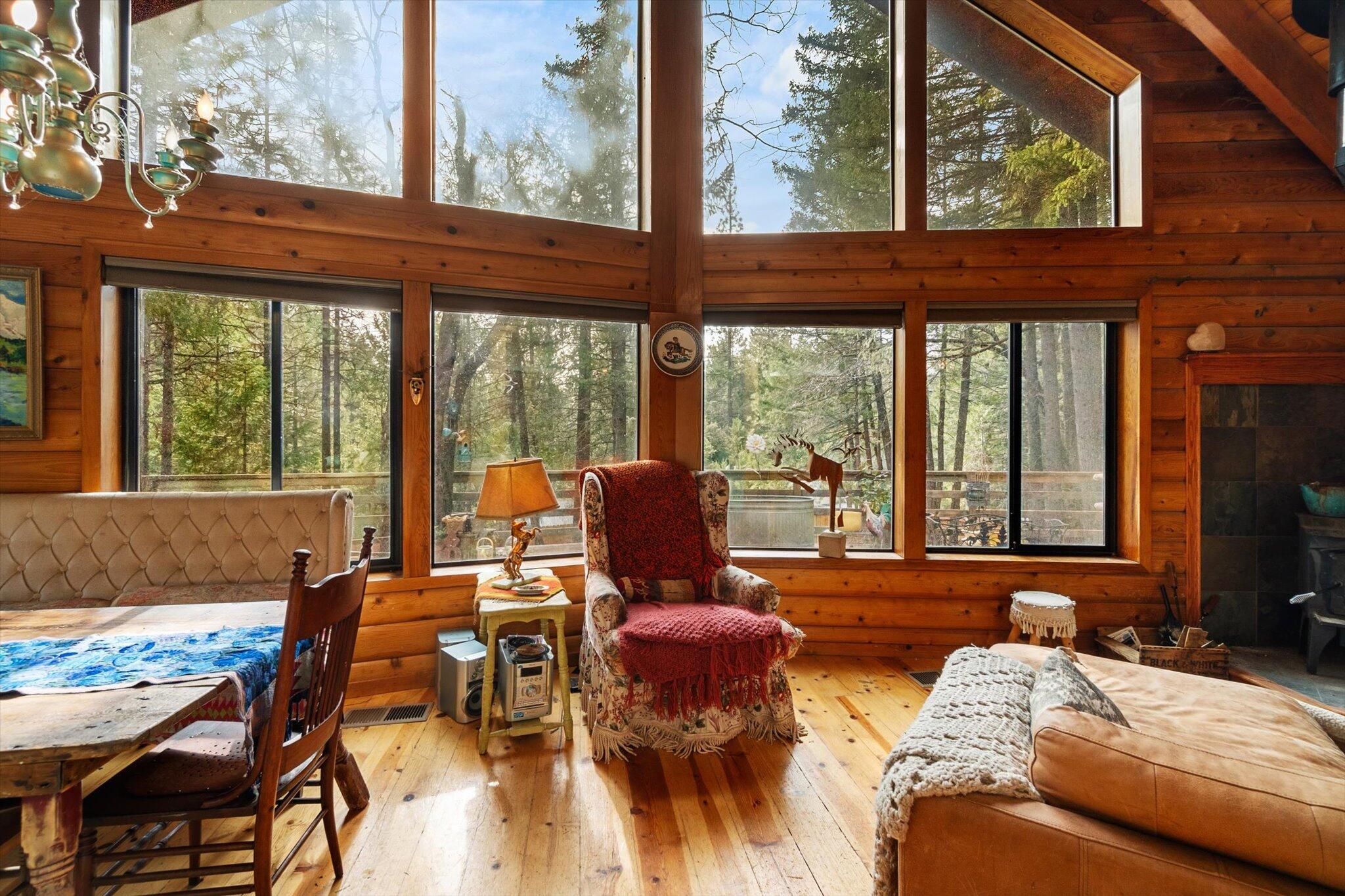 200 Button Road Weaverville, CA 96093 - Photo 7 of 54 07-BiggerFlow Real Estate Media-7