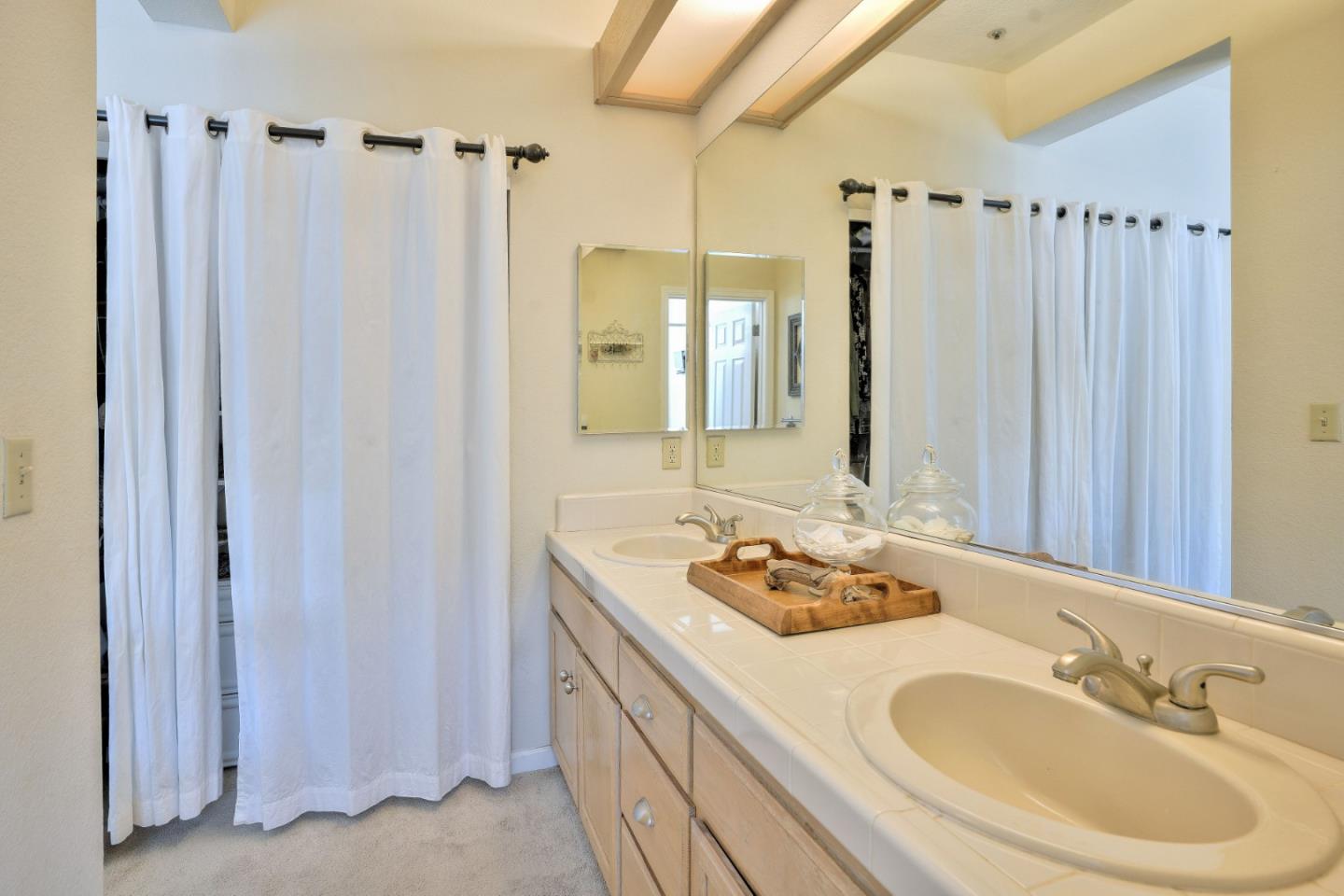 17534 Sugarmill Road Salinas, CA 93908 - Photo 27 of 37 Gallery Image 27