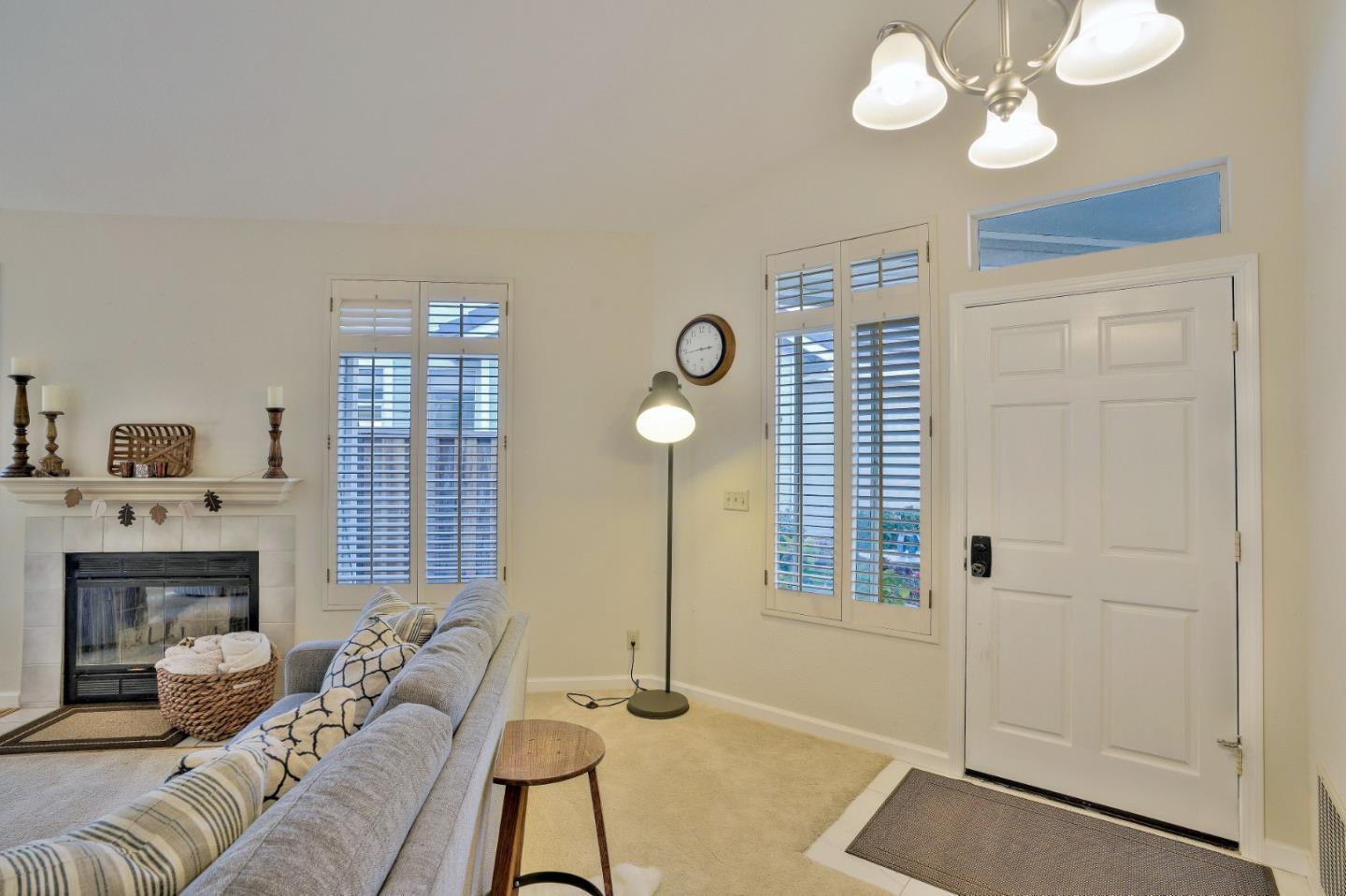 17534 Sugarmill Road Salinas, CA 93908 - Photo 8 of 37 Gallery Image 8