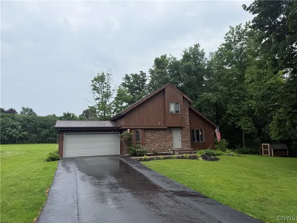 $349,000 | 4 Amherst Avenue, Auburn, NY 13021