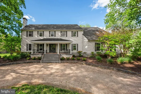 $2,250,000 | 11748 Thomas Avenue, Great Falls, VA 22066