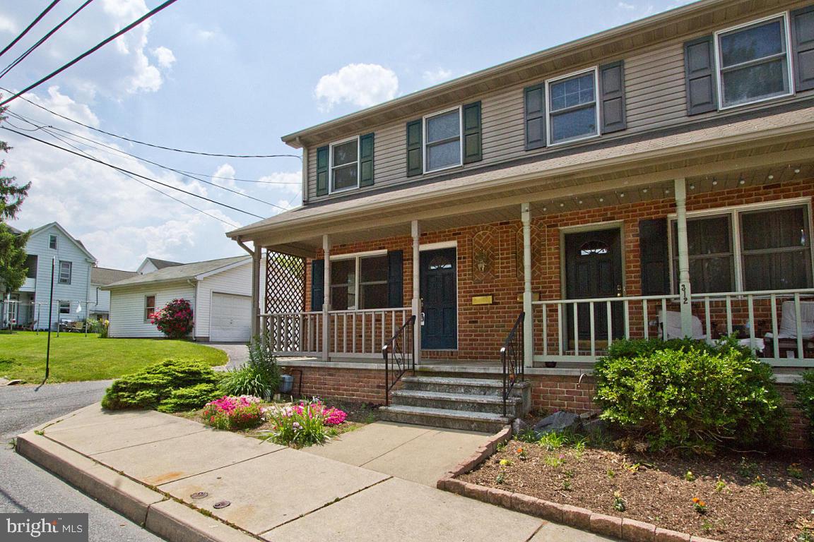 310 North Water Street Lititz, PA 17543 - Photo 2 of 31