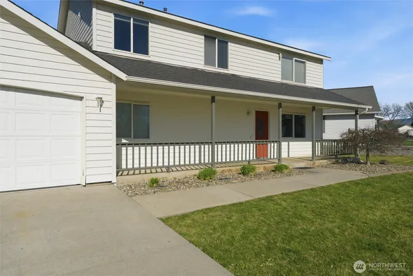 $475,000 | 1705 Market Street, College Place, WA 99324