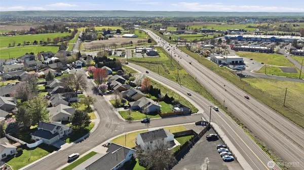 $475,000 | 1705 Market Street, College Place, WA 99324