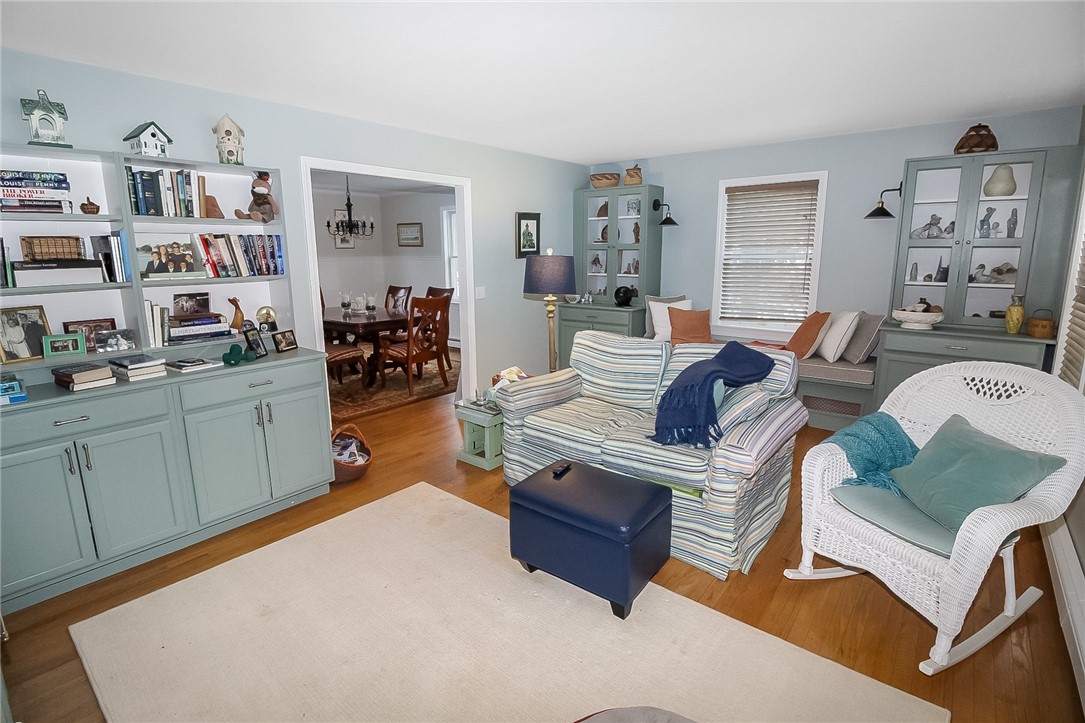 641 Middle Road Portsmouth, RI 02871 - Photo 10 of 25