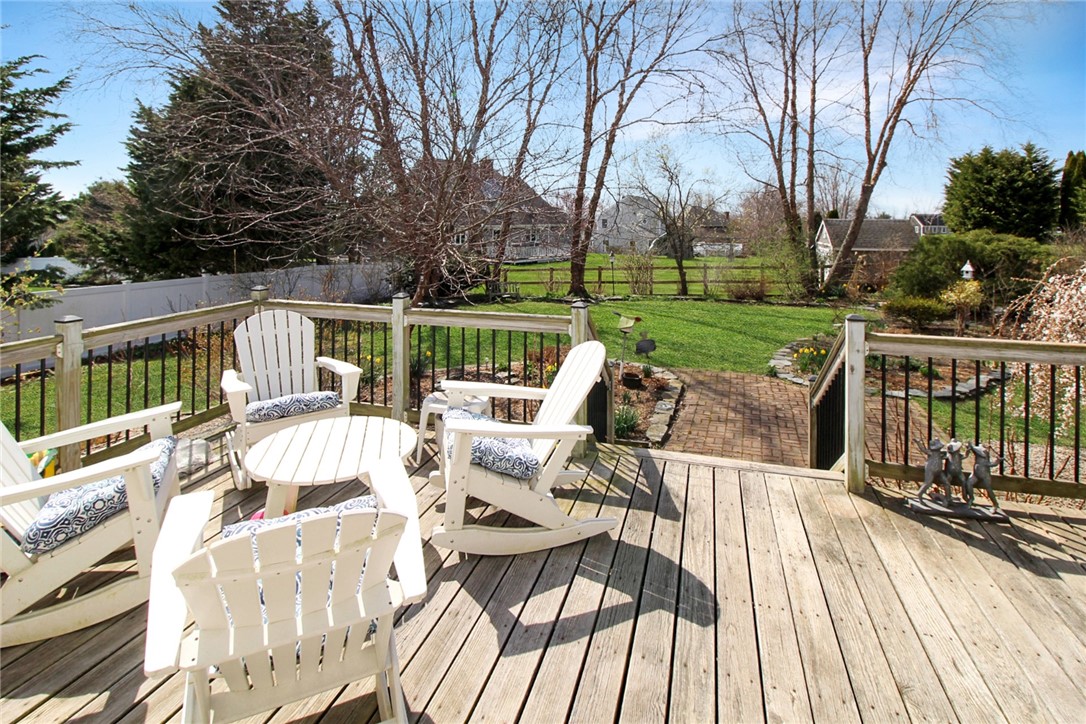 641 Middle Road Portsmouth, RI 02871 - Photo 10 of 32