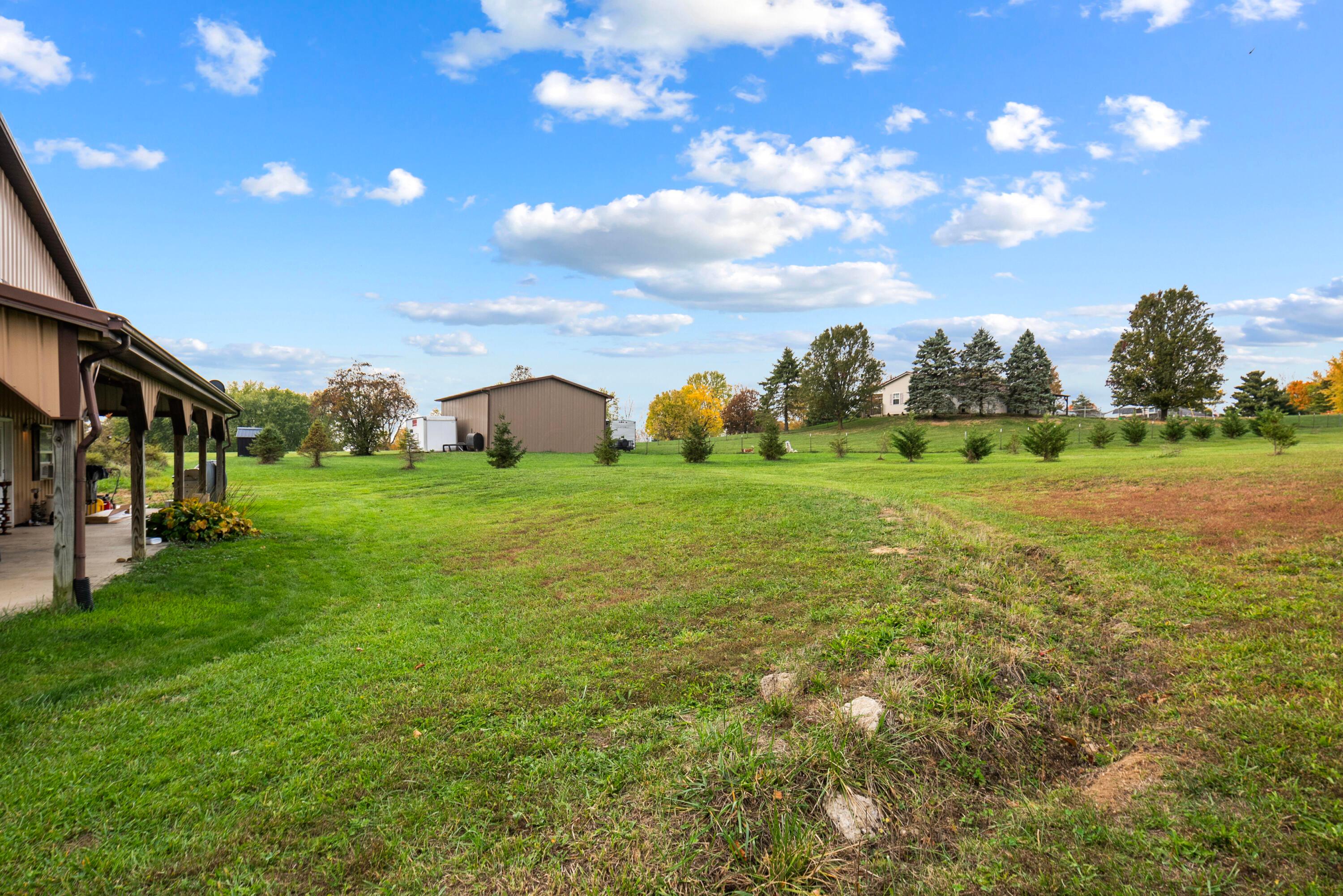 8538 Royalton Road Southwest Lancaster, OH 43130 - Photo 36 of 50 Yard
