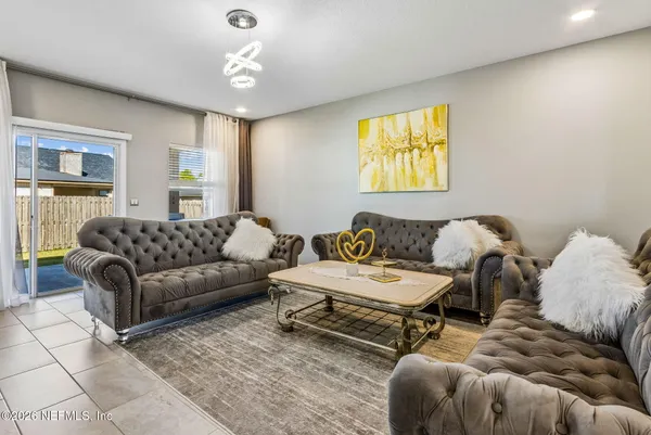 $450,000 | 10400 Addison Lakes Drive, Jacksonville, FL 32257