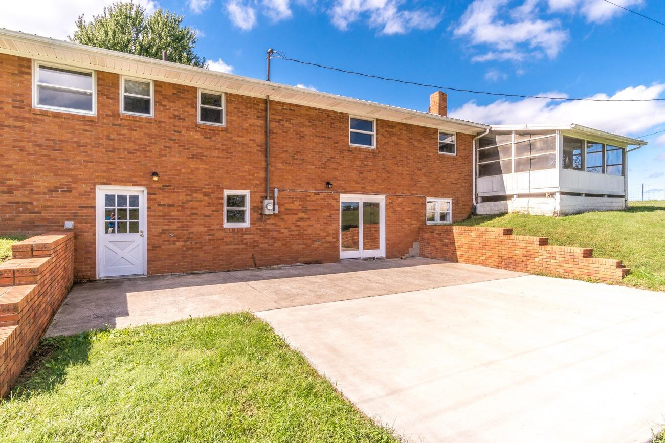2135 Menelaus Road Berea, KY 40403 - Photo 36 of 45 Photo 36