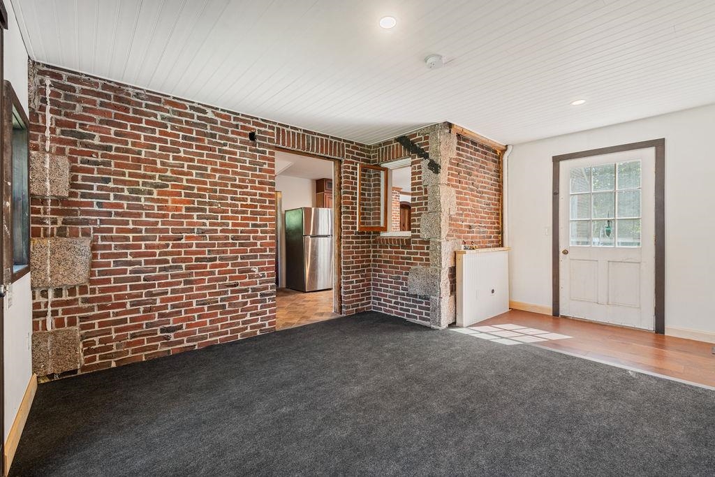 2165 Highway 16 Ossipee, NH 03814 - Photo 5 of 38