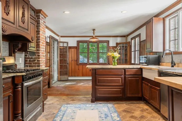 $489,999 | 2165 Highway 16, Ossipee, NH 03814