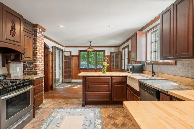 $489,999 | 2165 Highway 16, Ossipee, NH 03814