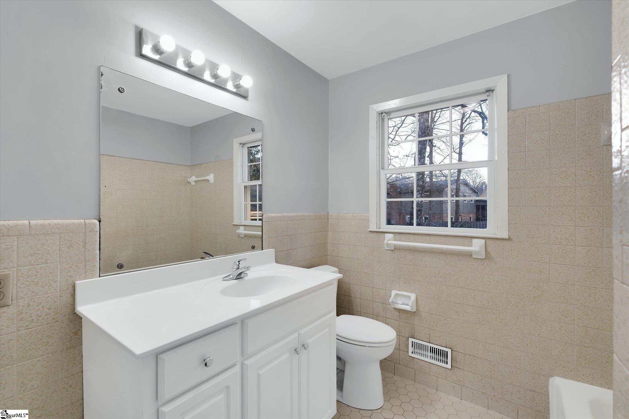 503 Laurel Road Easley, SC 29640 - Photo 20 of 33 Gallery Image 20
