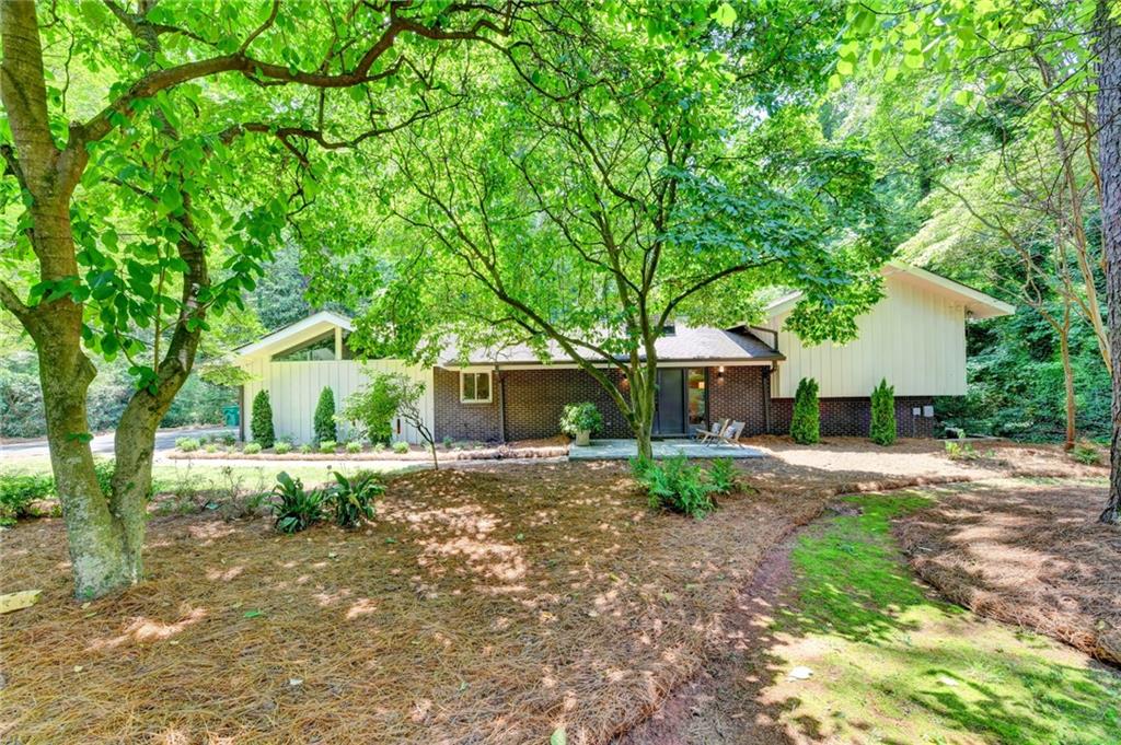 5363 Rosser Road Stone Mountain, GA 30087 - Photo 2 of 88