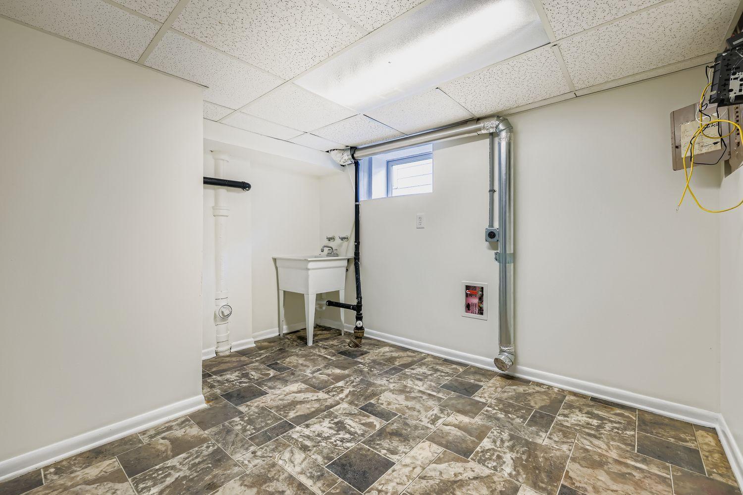 1683 X Minnehaha Avenue East St. Paul, MN 55106 - Photo 23 of 28