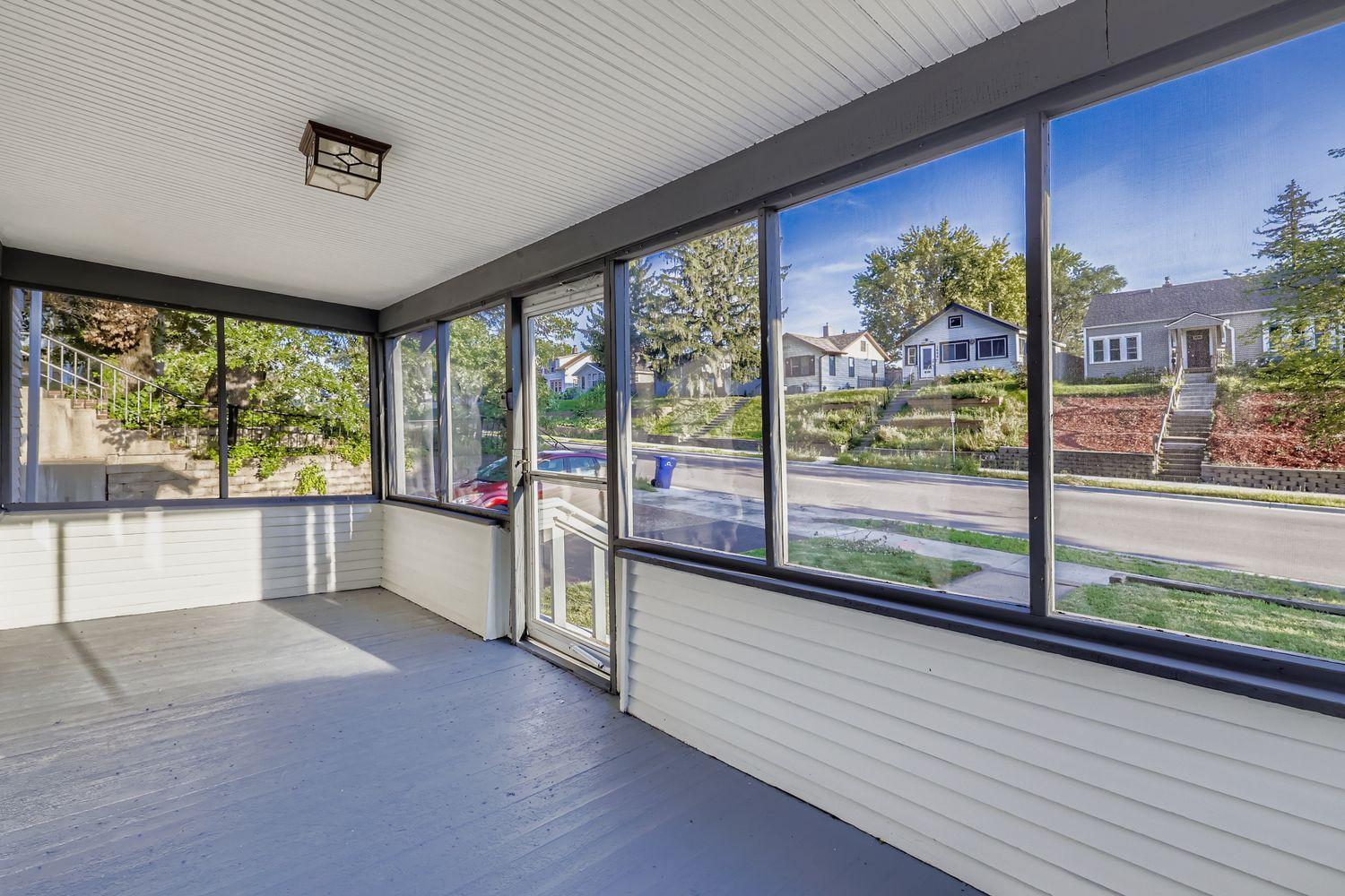 1683 X Minnehaha Avenue East St. Paul, MN 55106 - Photo 25 of 28