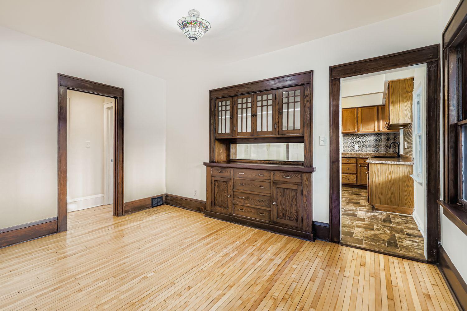 1683 X Minnehaha Avenue East St. Paul, MN 55106 - Photo 8 of 28