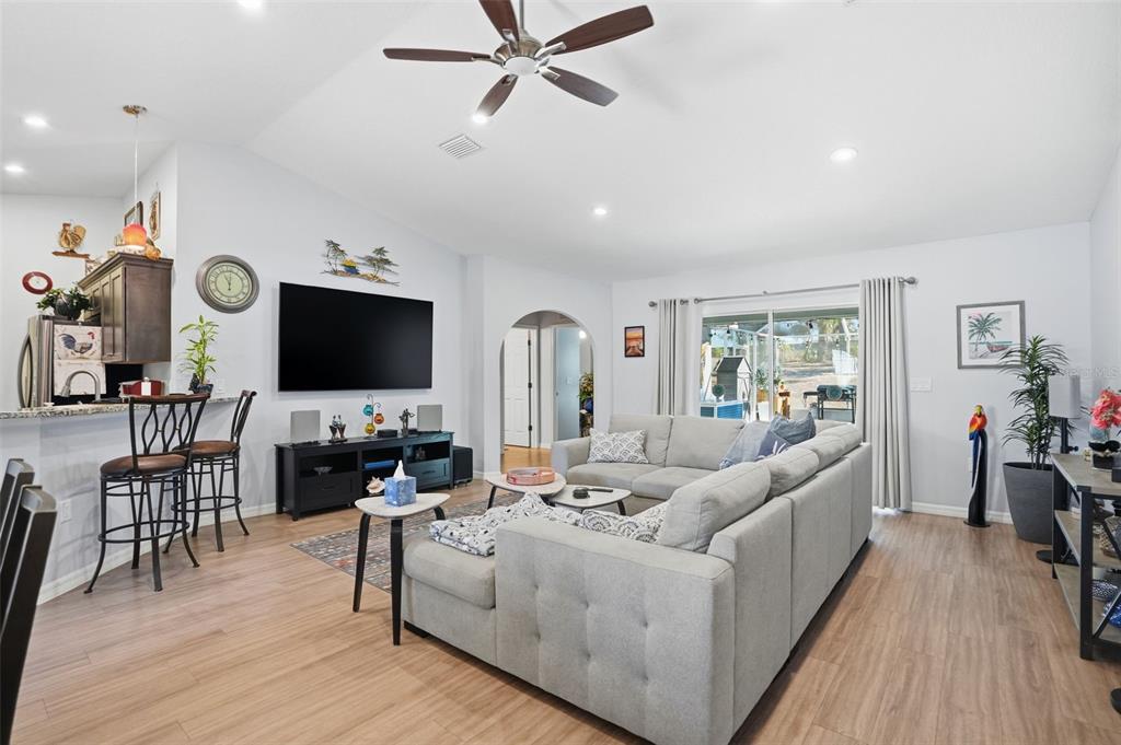 17402 Maberly Road Weeki Wachee, FL 34614 - Photo 9 of 58