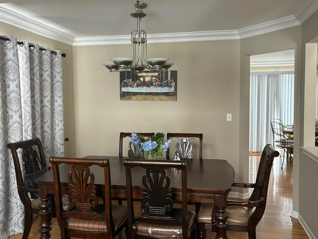 $3,500 | 1375 Burnett Drive, Aurora, IL 60502