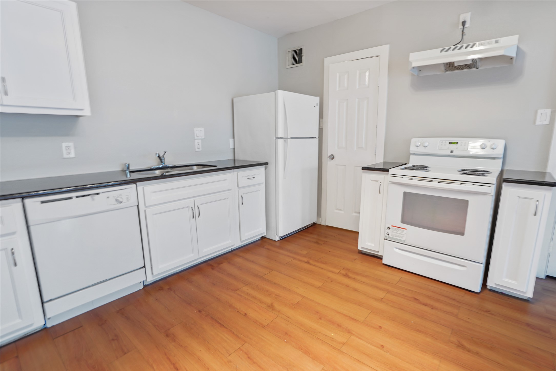 3541 Mt Pleasant Street Houston, TX 77021 - Photo 10 of 21