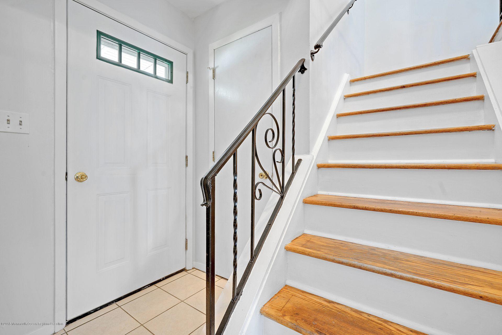 27 Maple Place Keyport, NJ 07735 - Photo 19 of 32 28