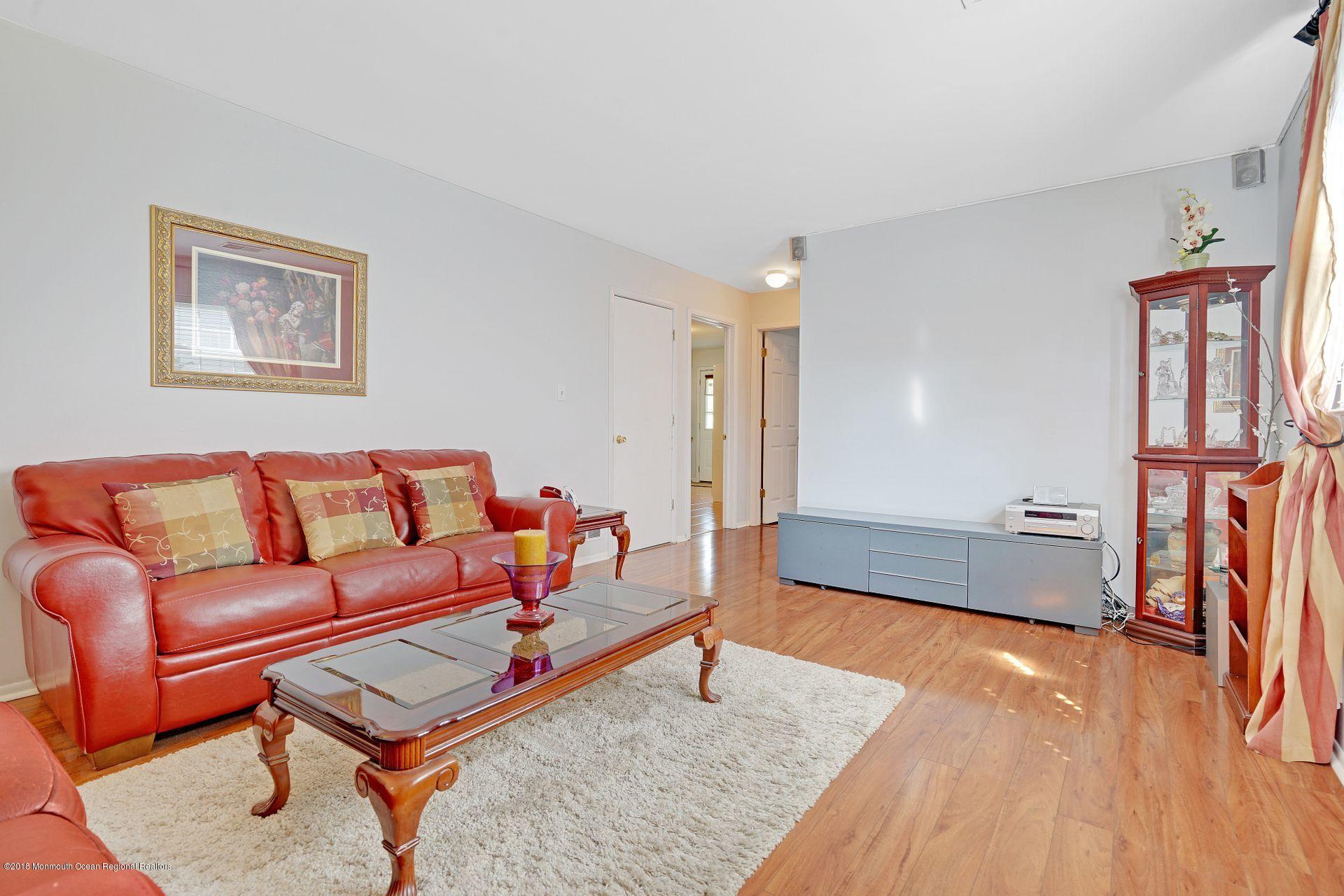 27 Maple Place Keyport, NJ 07735 - Photo 20 of 32 29