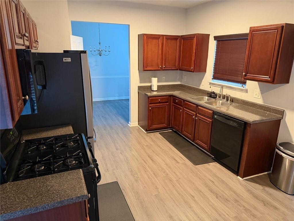 5589 Grande River Road Atlanta, GA 30349 - Photo 6 of 13