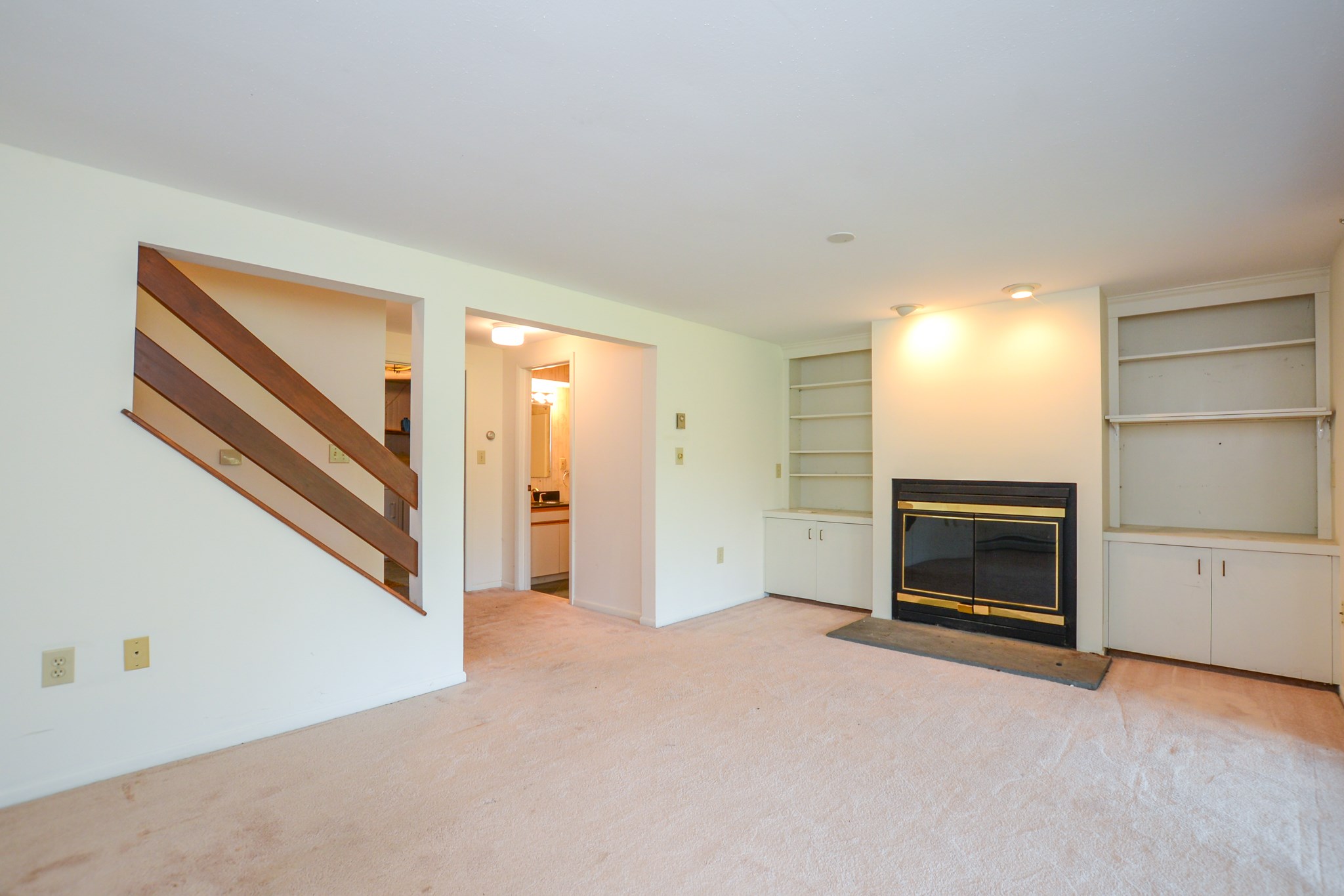24 Spring Cove Road Nashua, NH 03062 - Photo 28 of 35