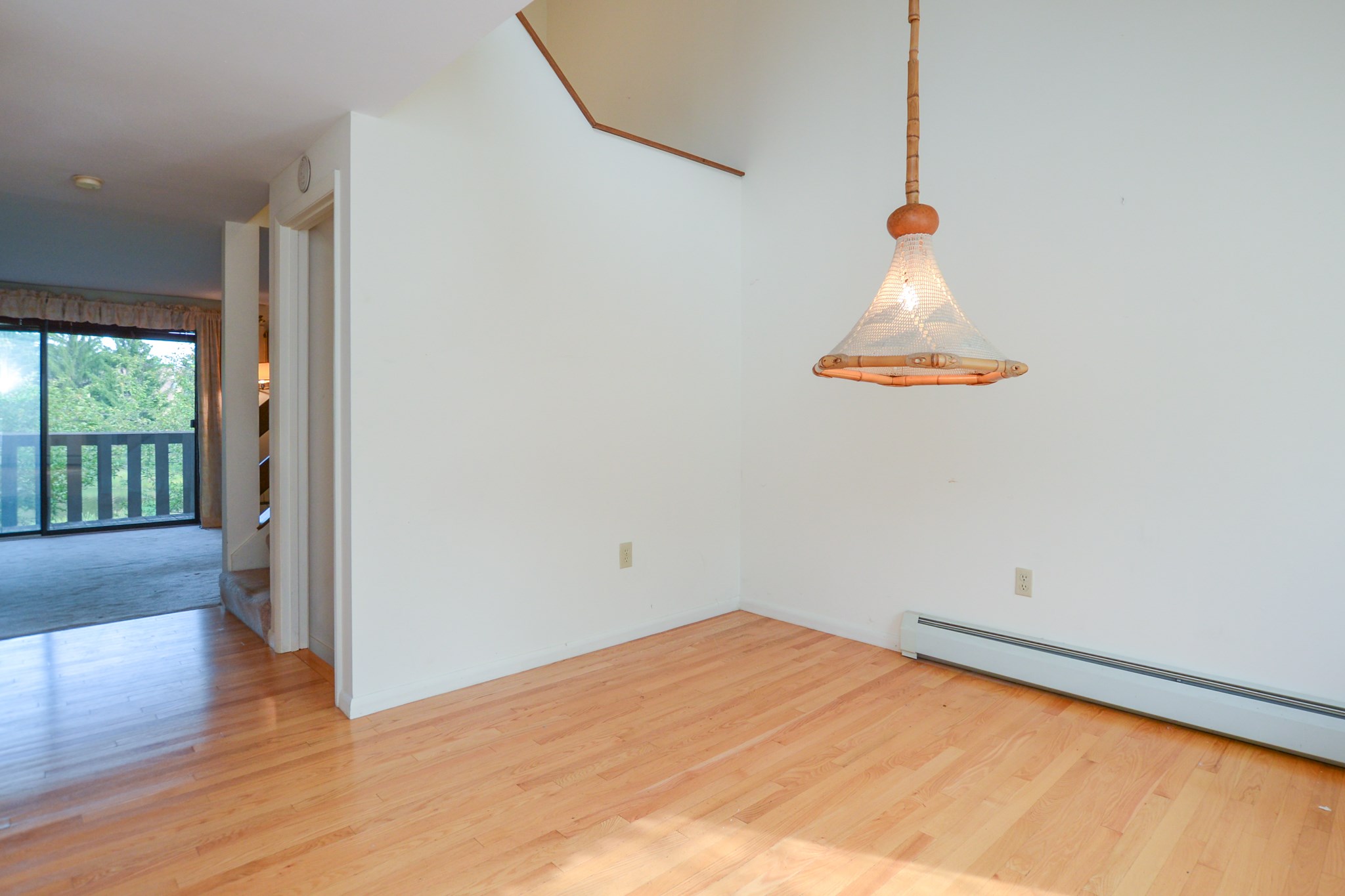 24 Spring Cove Road Nashua, NH 03062 - Photo 8 of 35