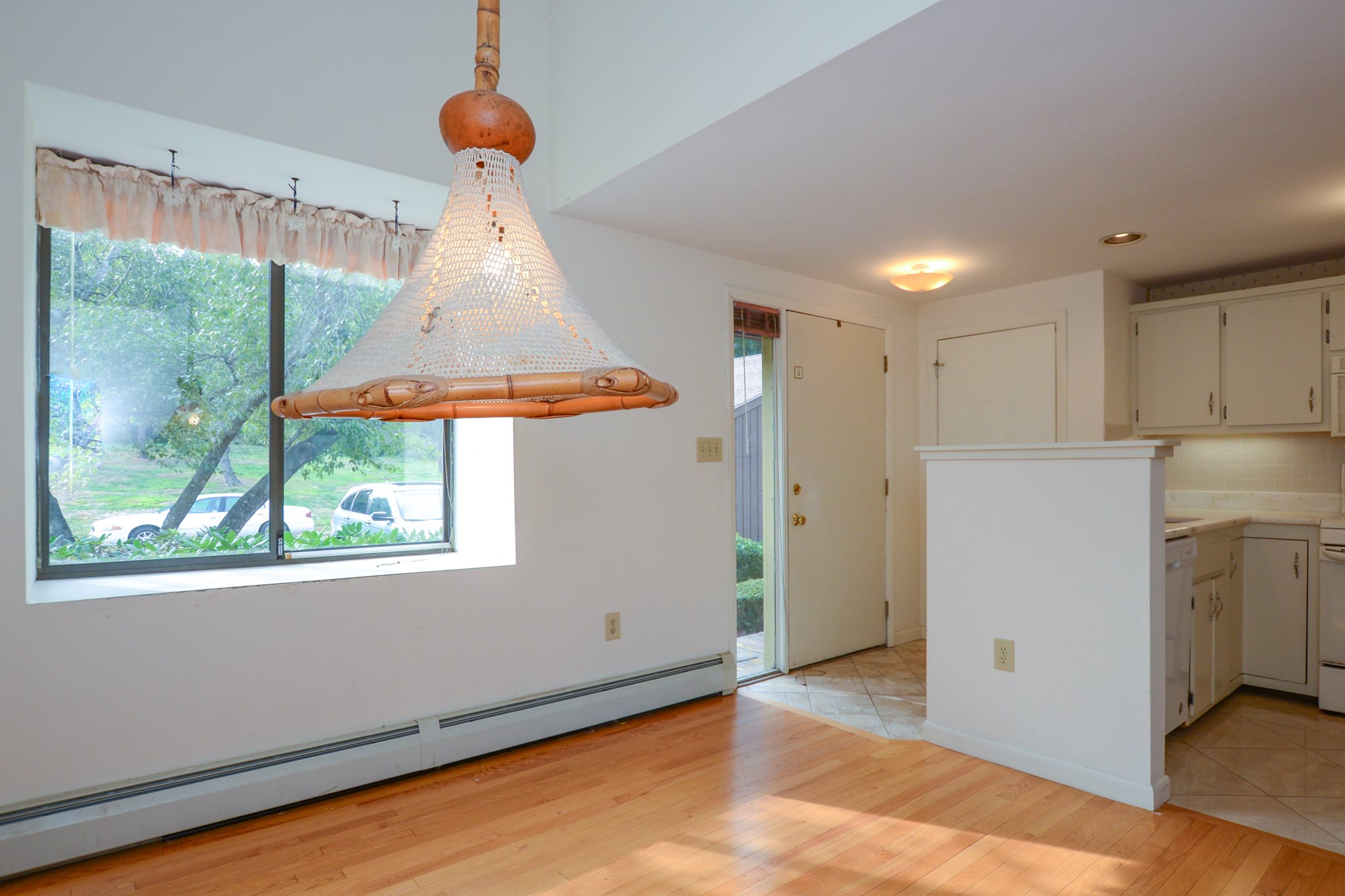 24 Spring Cove Road Nashua, NH 03062 - Photo 9 of 35