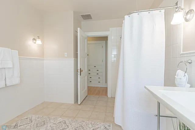 $1,395,000 | 1119 Broadway North, Fargo, ND 58102