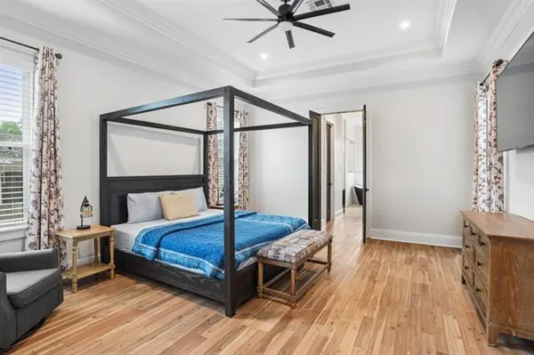 $3,000 | 5280 Warrington Drive, New Orleans, LA 70122