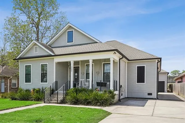 $3,000 | 5280 Warrington Drive, New Orleans, LA 70122