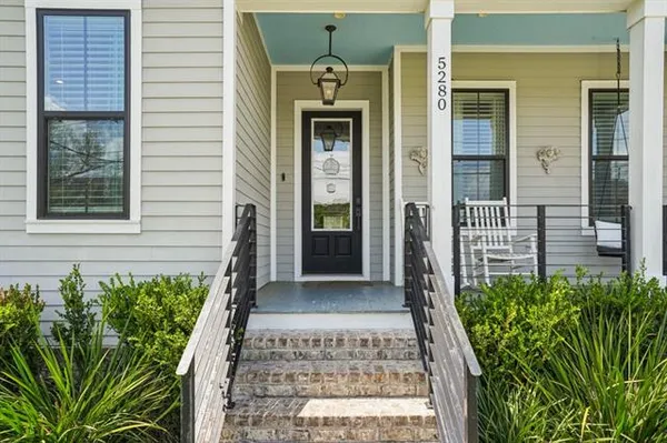 $3,000 | 5280 Warrington Drive, New Orleans, LA 70122