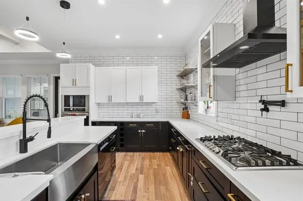 $3,000 | 5280 Warrington Drive, New Orleans, LA 70122