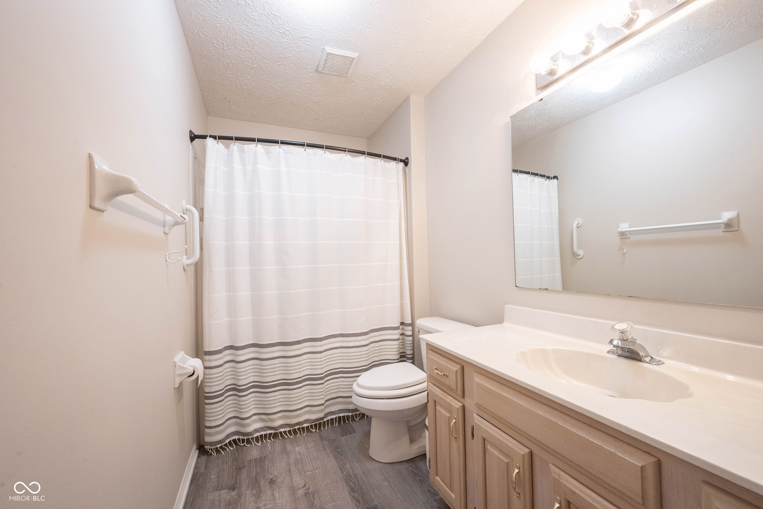 13261 Knoll Ridge Fishers, IN 46038 - Photo 27 of 49 Gallery Image 27