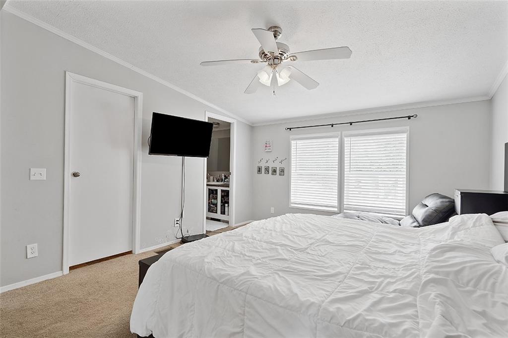 2035 Renton Road Pittsburgh, PA 15239 - Photo 14 of 25 Gallery Image 14