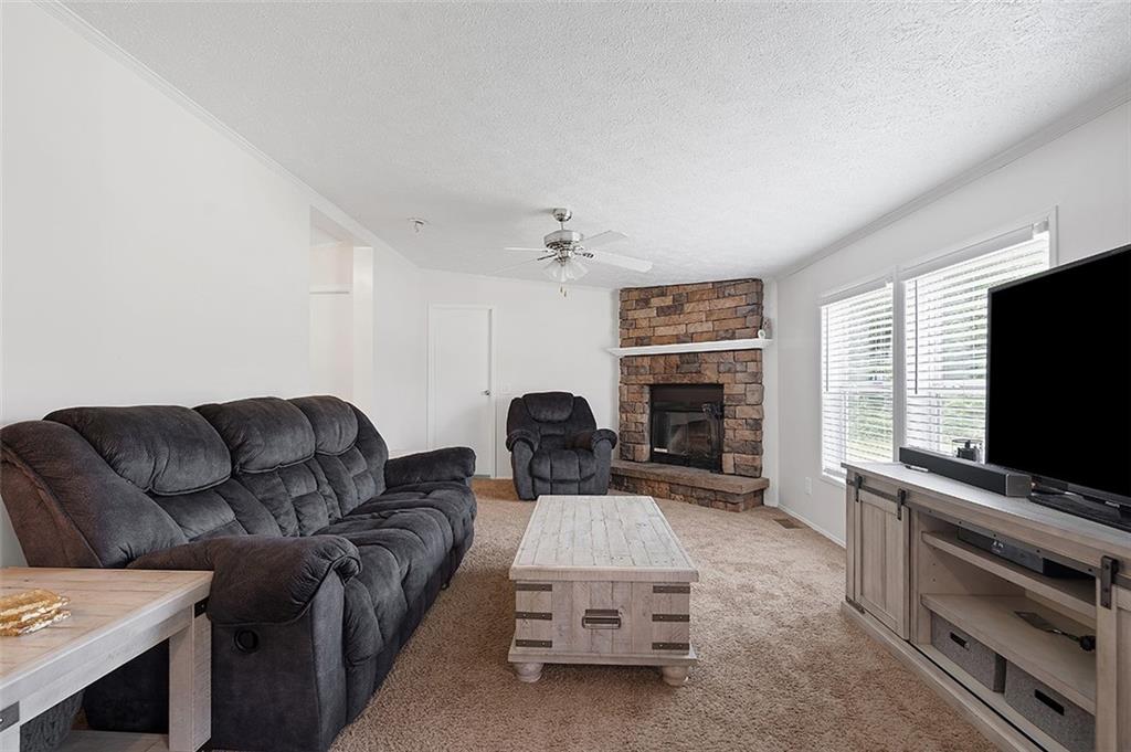 2035 Renton Road Pittsburgh, PA 15239 - Photo 9 of 25 Gallery Image 9