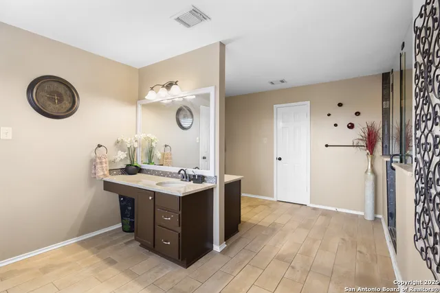 $399,000 | 16034 Walnut Creek Drive, San Antonio, TX 78247