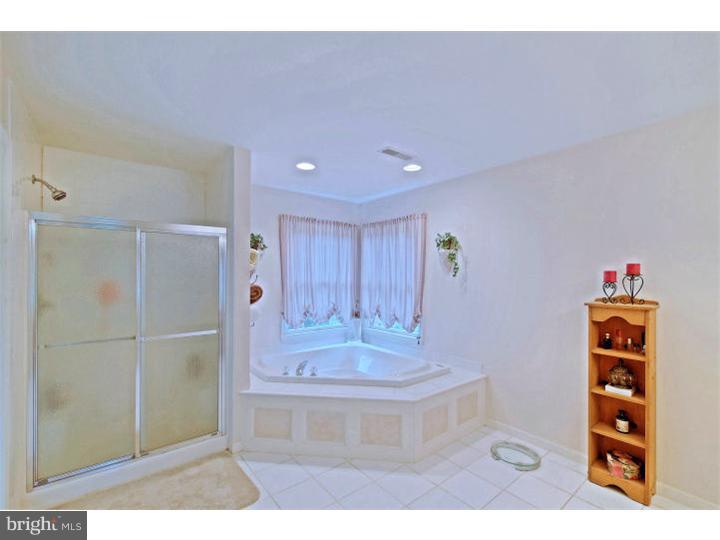 14 Sohn Way Tabernacle, NJ 08088 - Photo 11 of 15 Master Bathroom