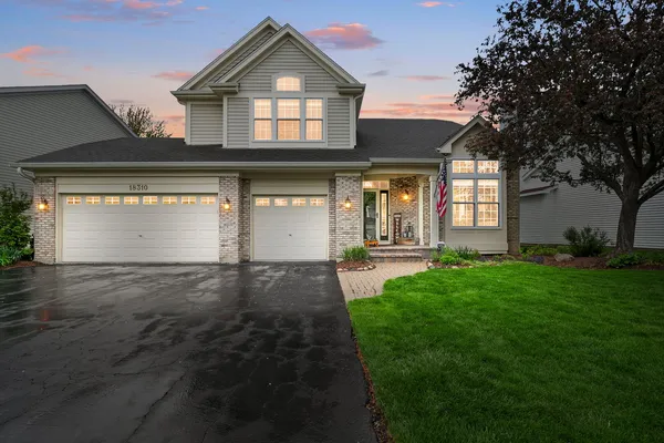 $560,900 | 18310 West Meander Drive, Grayslake, IL 60030
