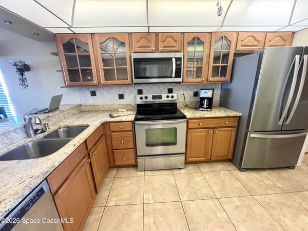 $2,800 | 200 South Banana River Boulevard, Cocoa Beach, FL 32931