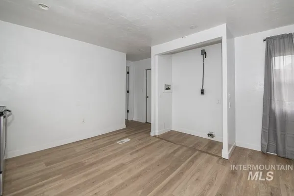 $76,000 | 1401 West Flamingo Avenue, Unit 80, Nampa, ID 83651