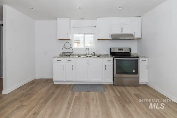 $76,000 | 1401 West Flamingo Avenue, Unit 80, Nampa, ID 83651