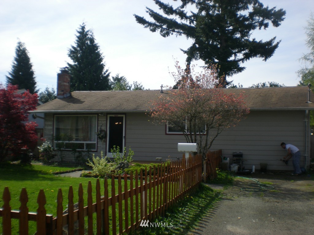 3701 Northeast 10th Street Renton, WA 98056 - Photo 1 of 1 Gallery Image 1