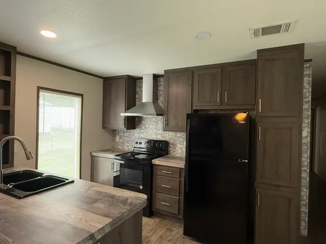 $1,550 | 10161 Pollard Road, Unit 2, Willis, TX 77318