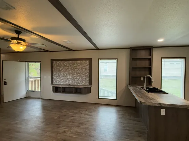 $1,550 | 10161 Pollard Road, Unit 2, Willis, TX 77318