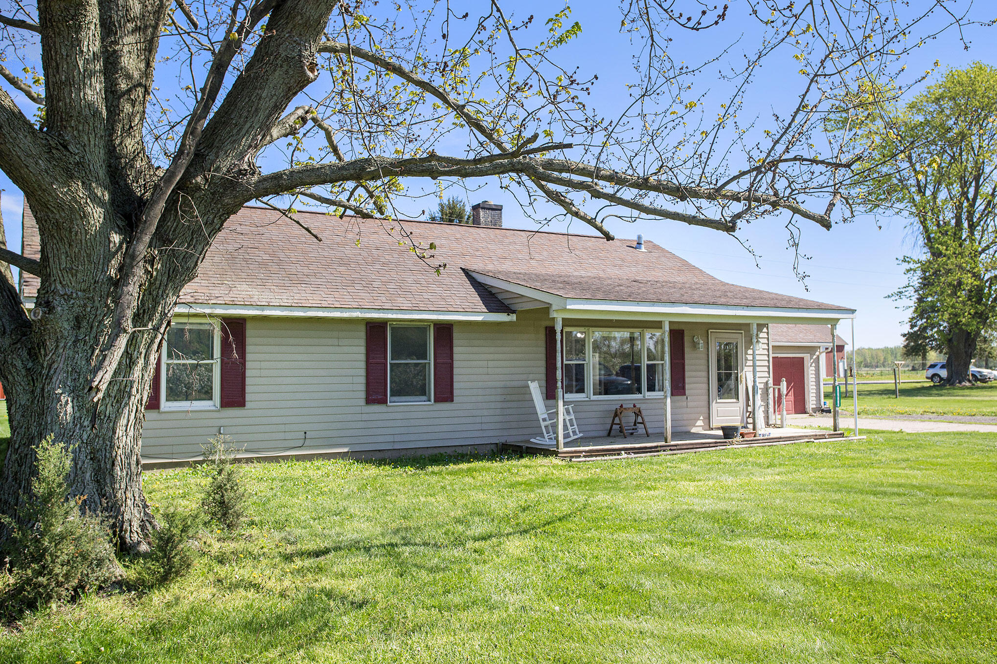 28648 Hackman Road Sturgis, MI 49091 - Photo 3 of 20 28648-Hackman-3-